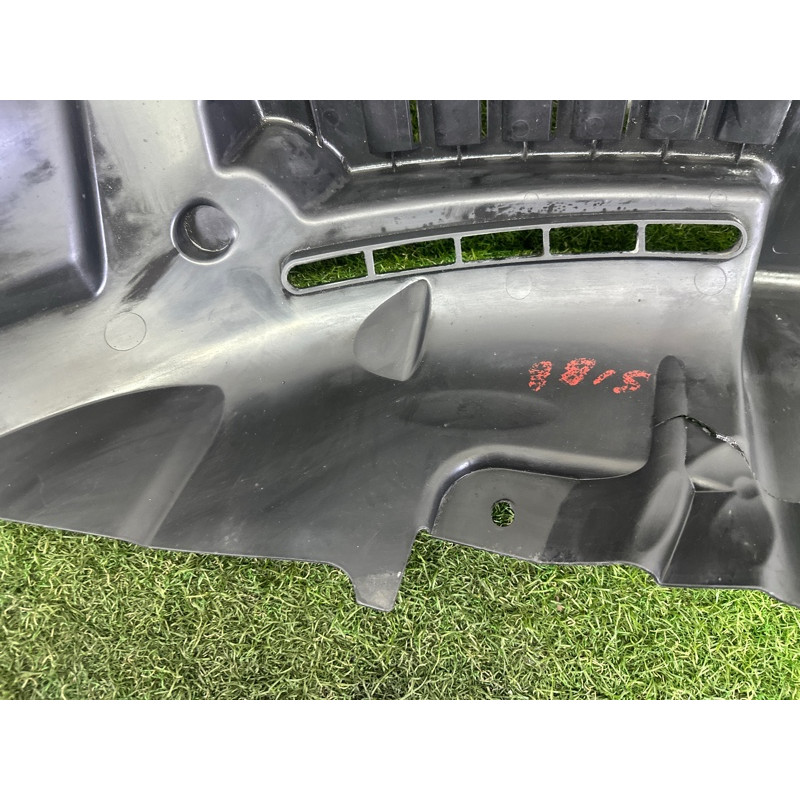 Подкрылок (кузов и элементы) LAND ROVER RANGE ROVER Sport L494 2016 3.0 Diesel LR033070