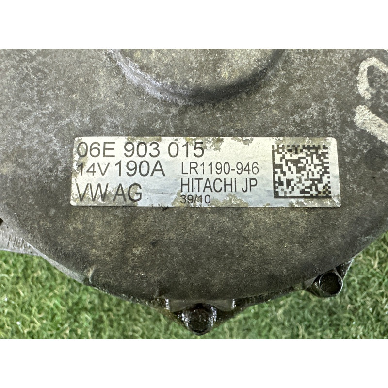 Генератор (электрика) AUDI Q7 4L 2011 3.0 TFSi 06E903015B
