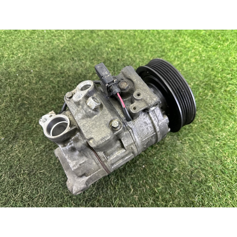 Компрессор кондиционера (отопление и кондиционирование) AUDI Q7 4L 2011 3.0 TFSi 4E0260805AR