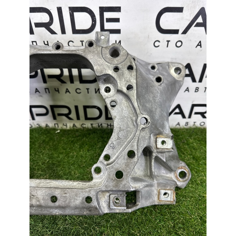 Траверса (трансмиссия) AUDI Q7 4M 2017 3.0 TFSi 4M0399263E