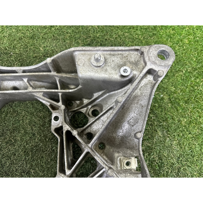 Траверса (трансмиссия) AUDI Q7 4M 2017 3.0 TFSi 4M0399263E