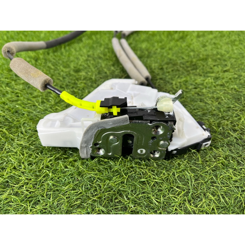 Замок дверей (кузов і елементи) Nissan Rogue T33 2023 1.5 KR15DDT 805006RR0A