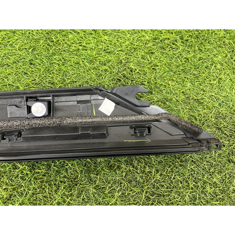 Накладка стійки лобового скла (кузов і елементи) Nissan Rogue T33 2023 1.5 KR15DDT 768366RR0B