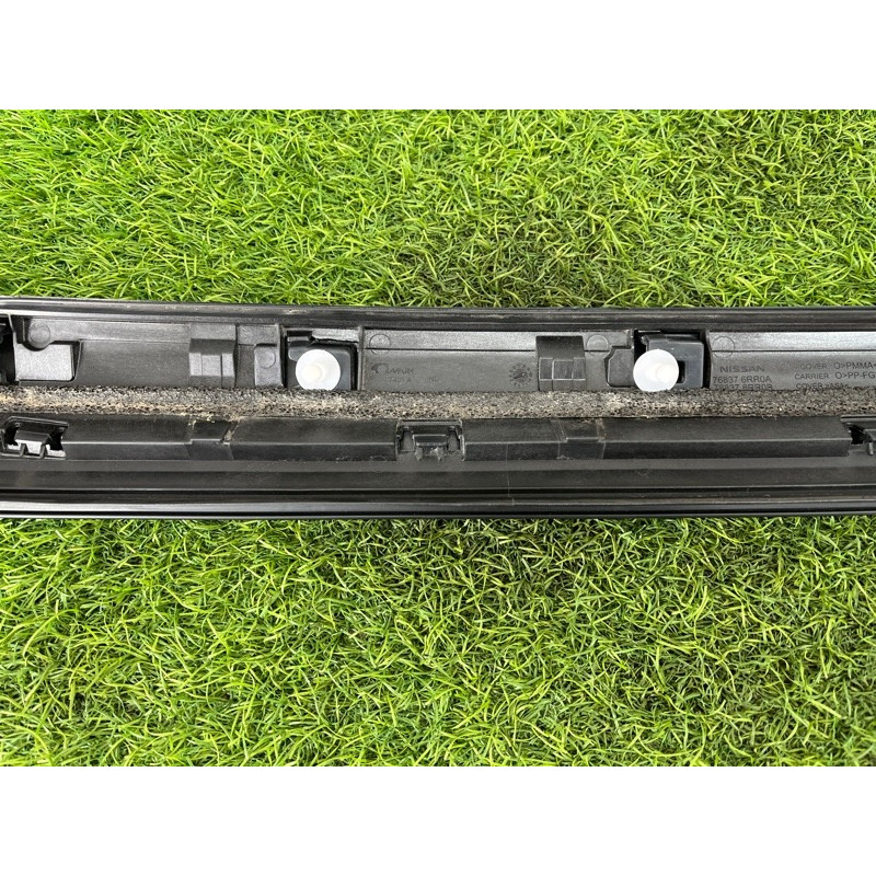 Накладка стійки лобового скла (кузов і елементи) Nissan Rogue T33 2023 1.5 KR15DDT 768376RR0B