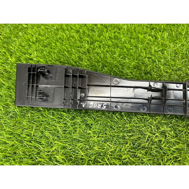 Молдинг крыши (кузов и элементы) Nissan Rogue T33 2023 1.5 KR15DDT 738536RA0A