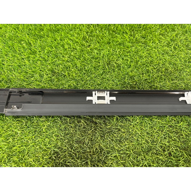Молдинг крыши (кузов и элементы) Nissan Rogue T33 2023 1.5 KR15DDT 738536RA0A