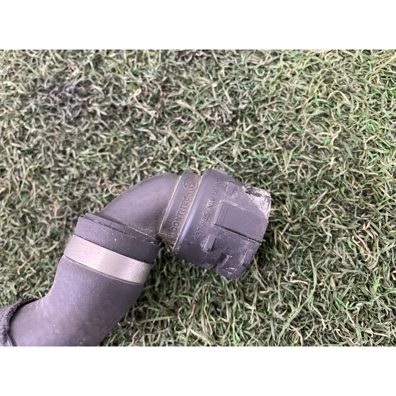 Патрубок (система охлаждения) BMW 3-series E90 2010 3.0 N54 64216983858