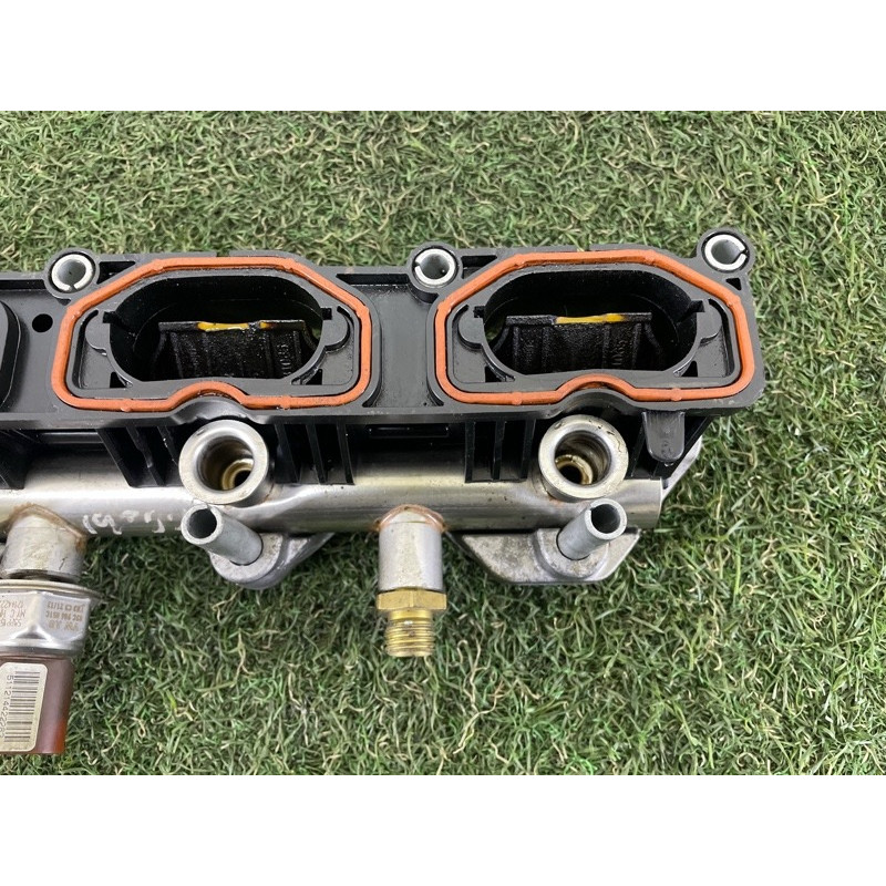 Коллектор впускной (впускная система) Volkswagen Touareg NF 2013 3.0 Hybrid 06E133109AR