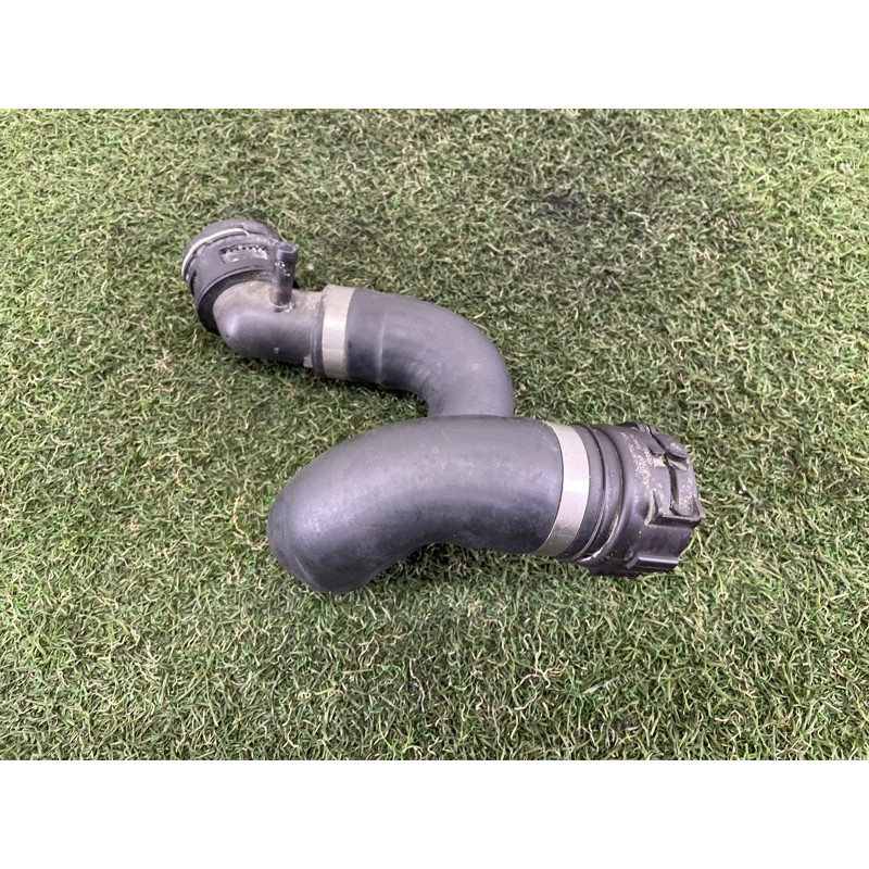 Патрубок (система охлаждения) AUDI Q7 4L 2011 3.0 TFSi 7L8122101D