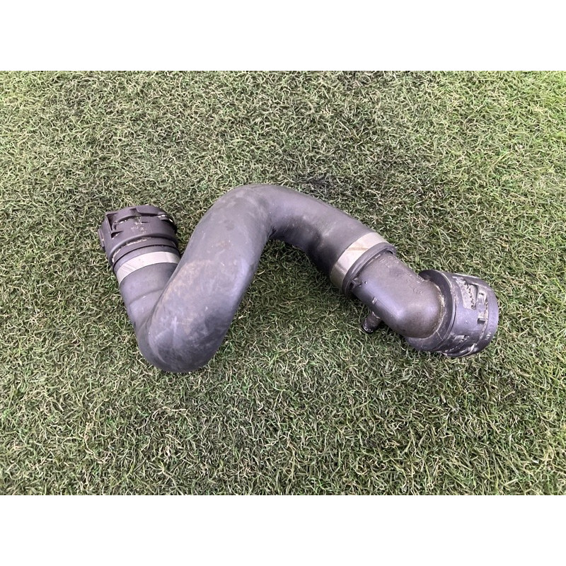 Патрубок (система охлаждения) AUDI Q7 4L 2011 3.0 TFSi 7L8122101D