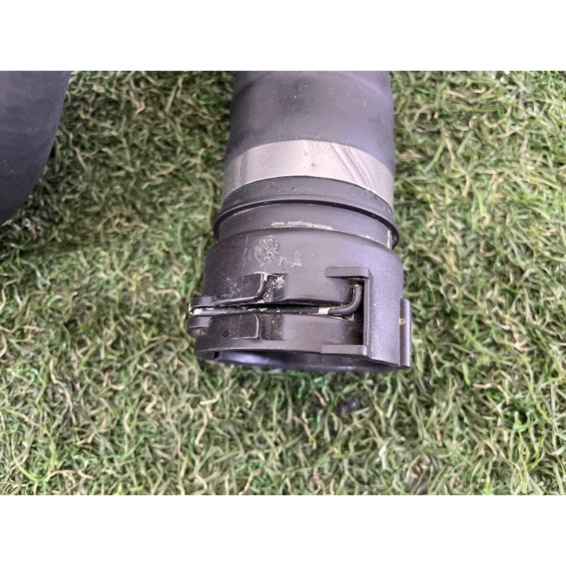 Патрубок (система охлаждения) AUDI Q7 4L 2011 3.0 TFSi 7L8122101D