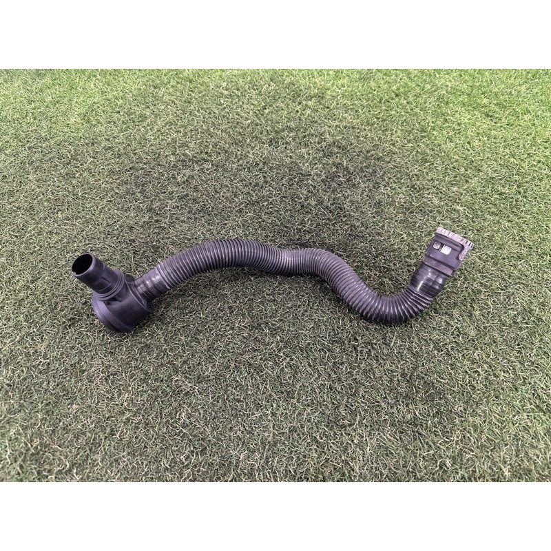 Трубка рецеркуляции воздуха (двигатель и элементы) BMW 3-series E90 2010 3.0 N54 11657556556