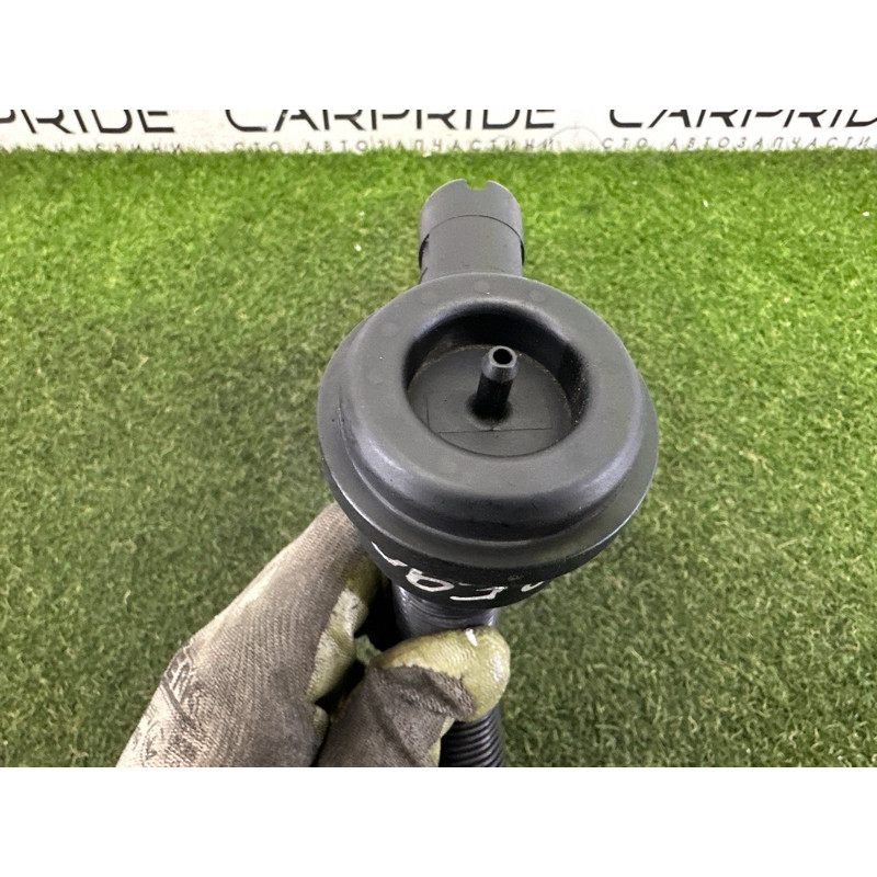 Трубка рецеркуляции воздуха (двигатель и элементы) BMW 3-series E90 2010 3.0 N54 11657556556