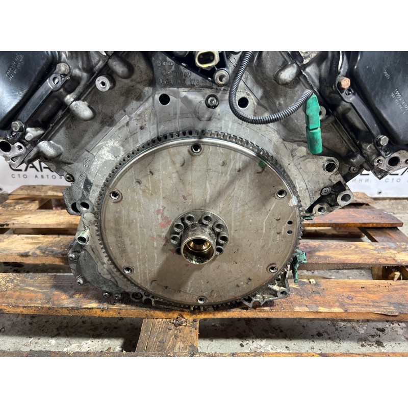 Двигатель (двигатель и элементы) AUDI Q5 8R 2010 3.2 CALB 06E100031L