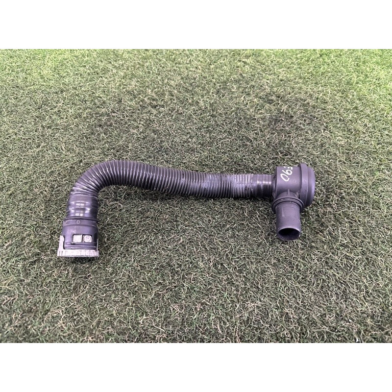 Трубка рецеркуляции воздуха (двигатель и элементы) BMW 3-series E90 2010 3.0 N54 11657556555