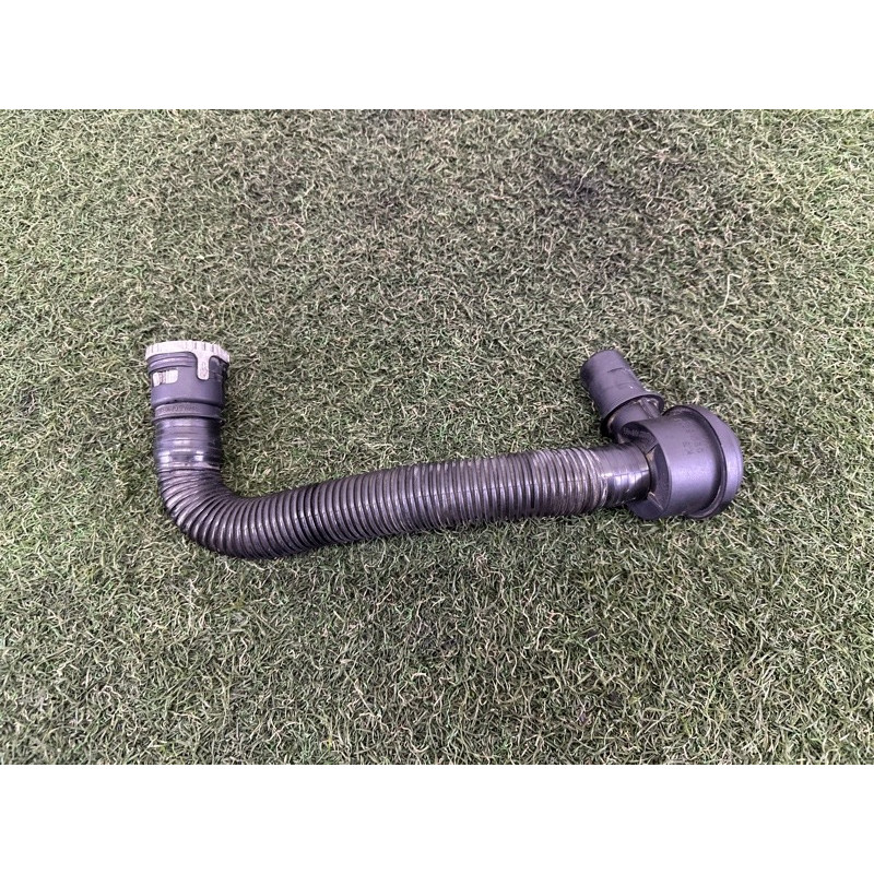 Трубка рецеркуляции воздуха (двигатель и элементы) BMW 3-series E90 2010 3.0 N54 11657556555