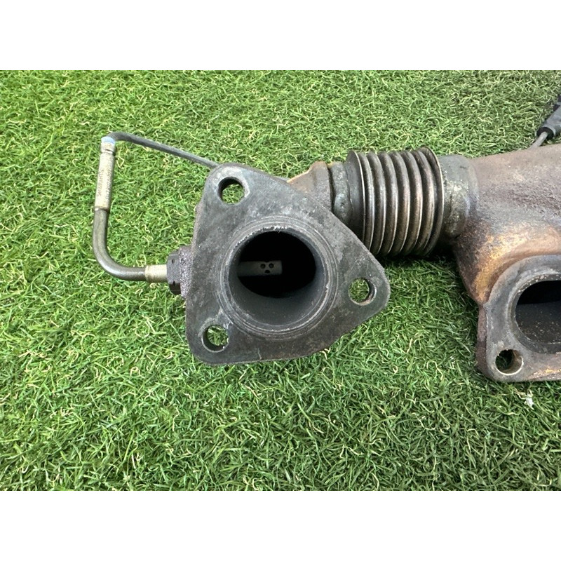 Коллектор выпускной (выпускная система) Jeep Grand Cherokee WK2 2014 3.0 Diesel 68211252AA