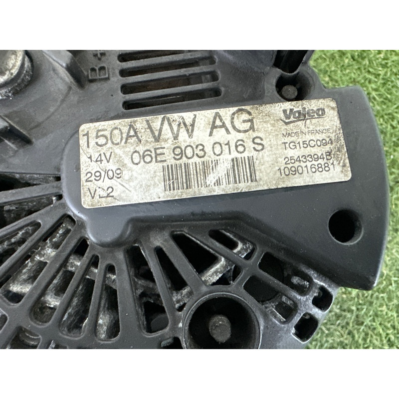 Генератор (электрика) AUDI Q5 8R 2010 3.2 CALB 06E903016S