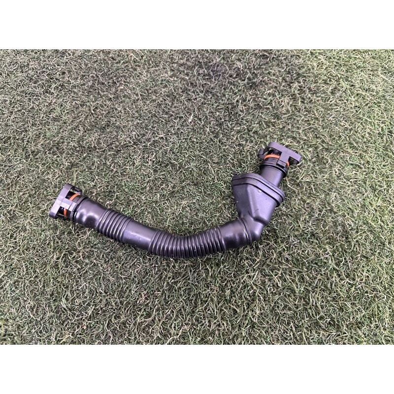 Трубка рецеркуляции воздуха (двигатель и элементы) BMW 3-series E90 2010 3.0 N54 11157553949