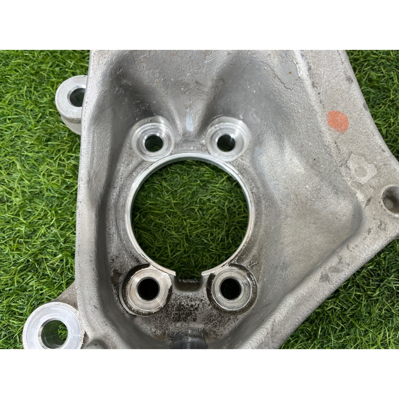 Поворотный кулак (подвеска) Nissan Rogue T33 2023 1.5 KR15DDT 400146RR0A