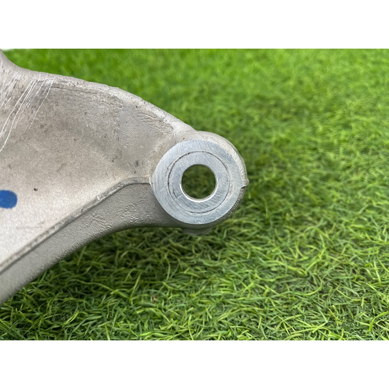 Поворотный кулак (подвеска) Nissan Rogue T33 2023 1.5 KR15DDT 400146RR0A