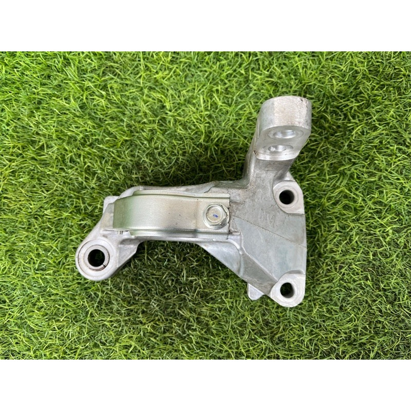 Кронштейн промежуточного вала (трансмиссия) Nissan Rogue T33 2023 1.5 KR15DDT 397806RC0B