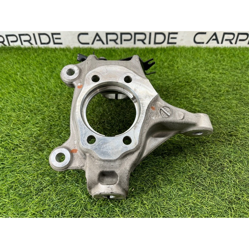 Поворотный кулак (подвеска) Nissan Rogue T33 2023 1.5 KR15DDT 400156RR0A