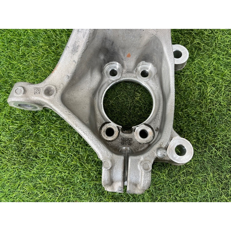 Поворотный кулак (подвеска) Nissan Rogue T33 2023 1.5 KR15DDT 400156RR0A