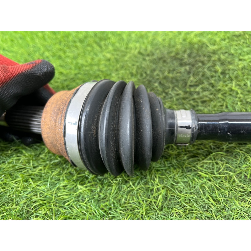 Привод (трансмиссия) Nissan Rogue T33 2023 1.5 KR15DDT 396006RE0A