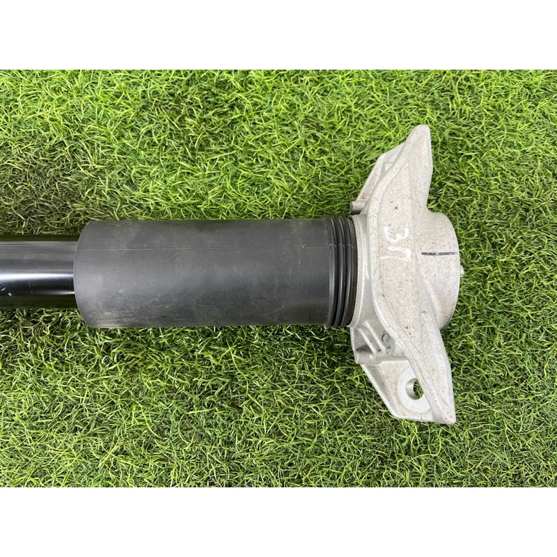 Амортизатор (подвеска) Nissan Rogue T33 2023 1.5 KR15DDT E62106RA1D