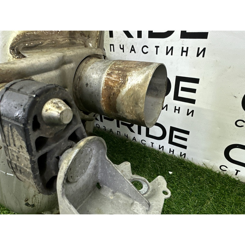 Глушитель (выпускная система) Volkswagen Touareg NF 2012 3.0 TDI 7P6253609D