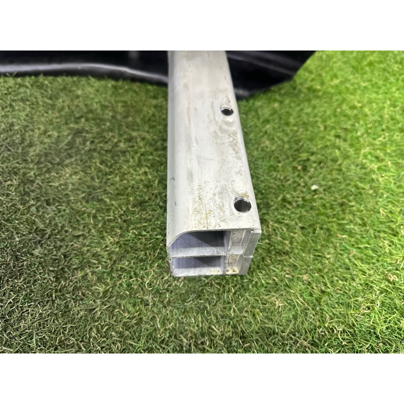 Усилитель бампера (наружные элементы кузова) AUDI A4 B8 2014 2.0 TFSI 8T0807313A