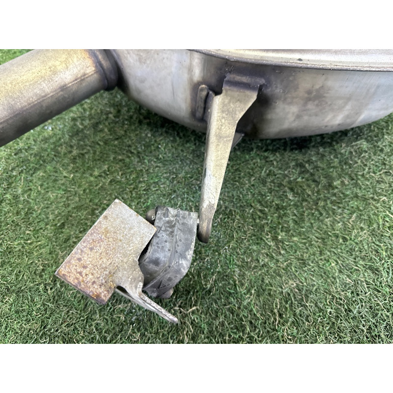 Глушитель (выпускная система) BMW 7-series F01 2011 3.0 N54 18307646926