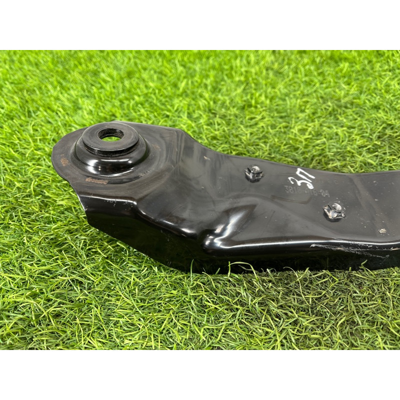 Кронштейн подрамника (подвеска) Nissan Rogue T33 2023 1.5 KR15DDT 554516RR0A