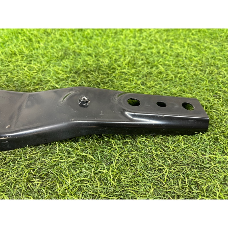 Кронштейн подрамника (подвеска) Nissan Rogue T33 2023 1.5 KR15DDT 554516RR0A