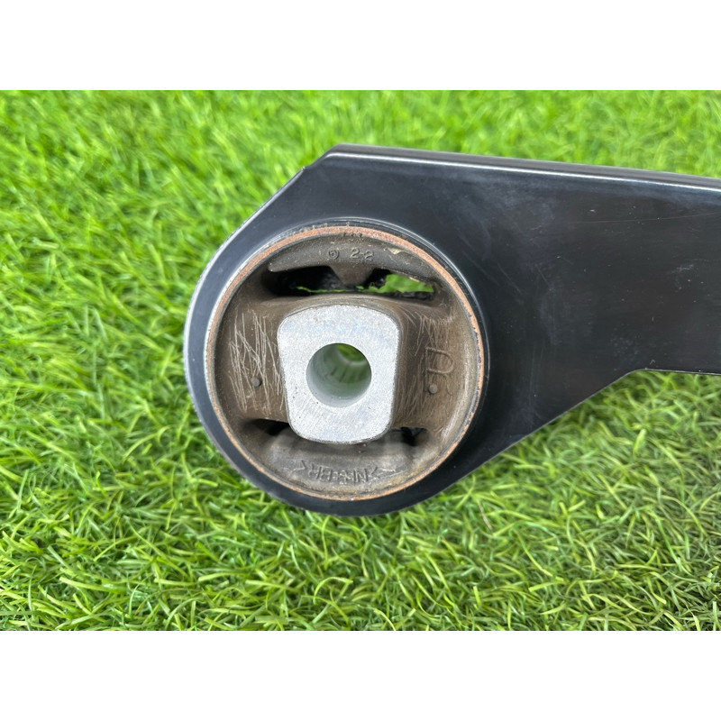 Кронштейн редуктора (трансмиссия) Nissan Rogue T33 2023 1.5 KR15DDT 554196RC4A