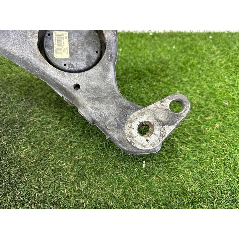 Кронштейн двигателя (кронштейны двигателя) AUDI Q7 4L 2011 3.0 TFSi 7P0199207