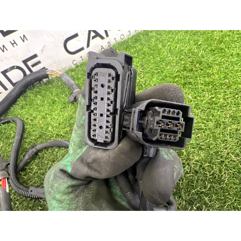 Проводка моторная (электрика двигателя) BMW X5 F15 2015 4.4 12518654744