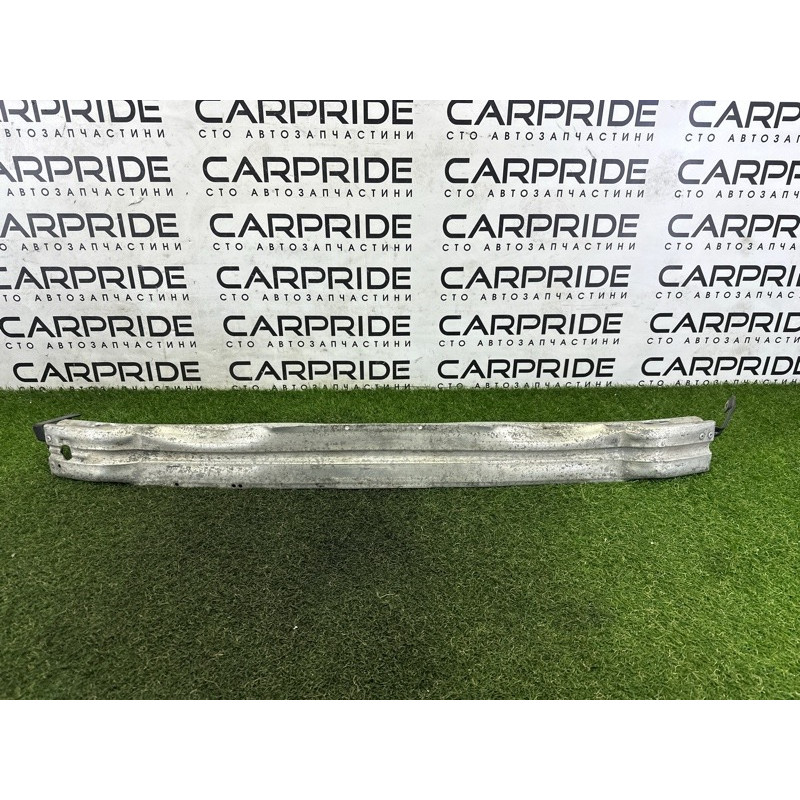 Усилитель бампера (наружные элементы кузова) AUDI A4 B8 2013 2.0 TFSI 8K0807113F