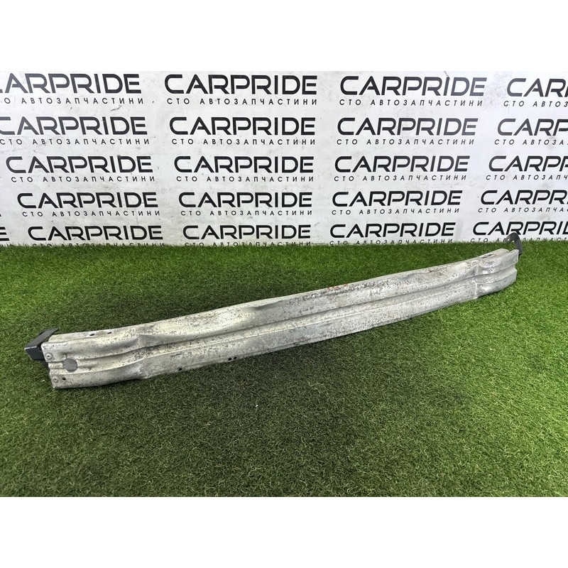 Усилитель бампера (наружные элементы кузова) AUDI A4 B8 2013 2.0 TFSI 8K0807113F