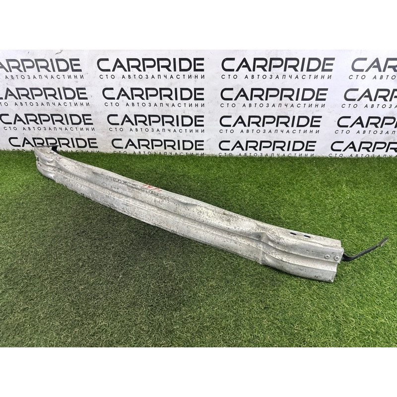 Усилитель бампера (наружные элементы кузова) AUDI A4 B8 2013 2.0 TFSI 8K0807113F