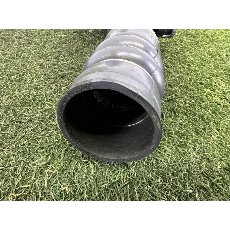 Патрубок интеркулера (двигатель и элементы) BMW 7-series F01 2011 3.0 N54 13717594722