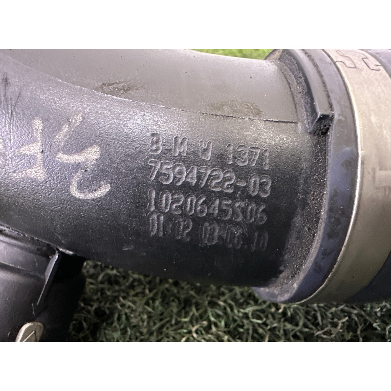 Патрубок интеркулера (двигатель и элементы) BMW 7-series F01 2011 3.0 N54 13717594722