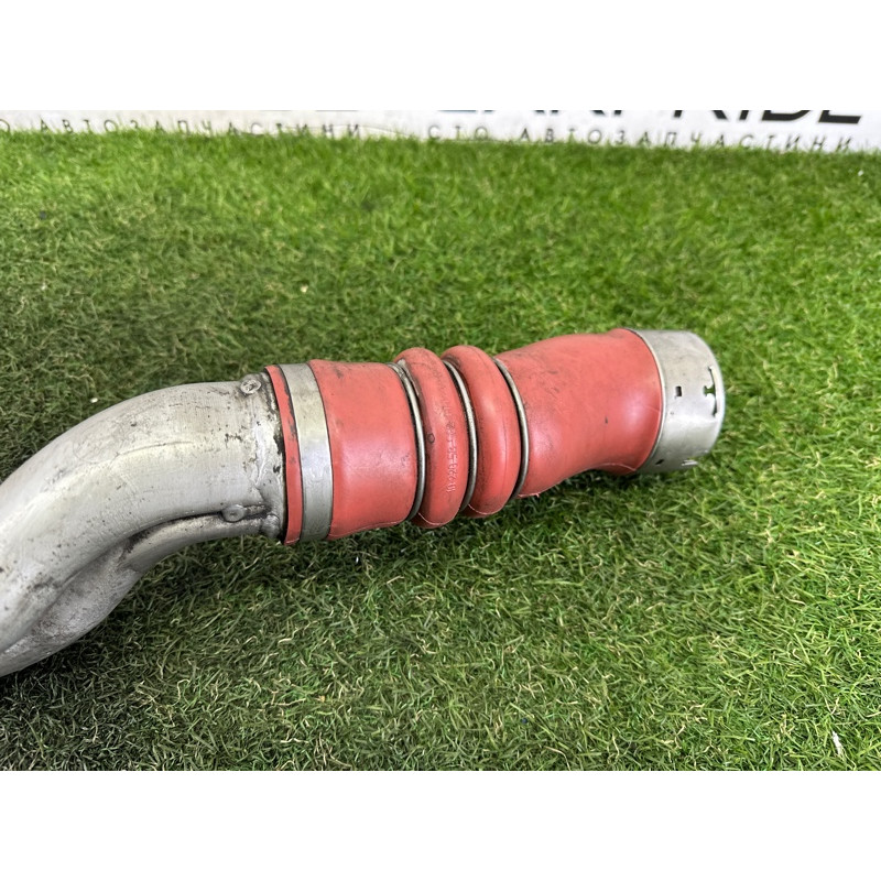 Патрубок интеркулера (двигатель и элементы) BMW 7-series F01 2011 3.0 N54 13717582313