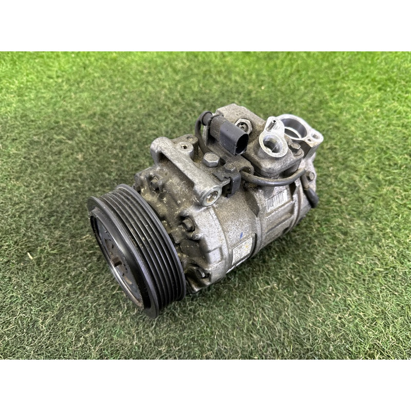 Компрессор кондиционера (отопление и кондиционирование) Volkswagen Touareg NF 2012 3.0 TDI 7P0820803D