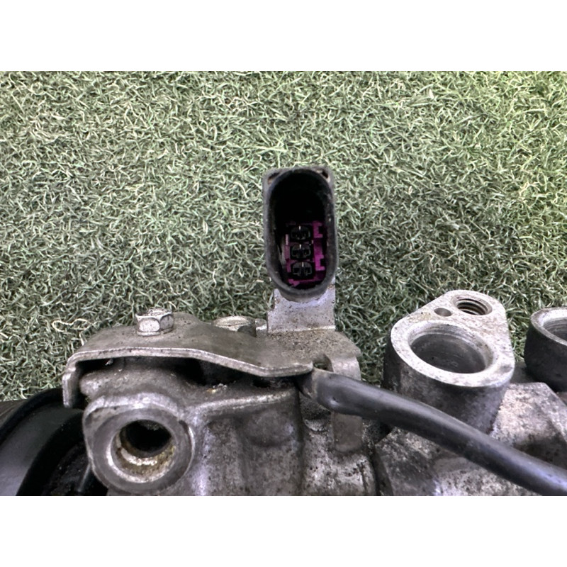 Компрессор кондиционера (отопление и кондиционирование) AUDI Q7 4M 2017 3.0 CREC 4M0820803M