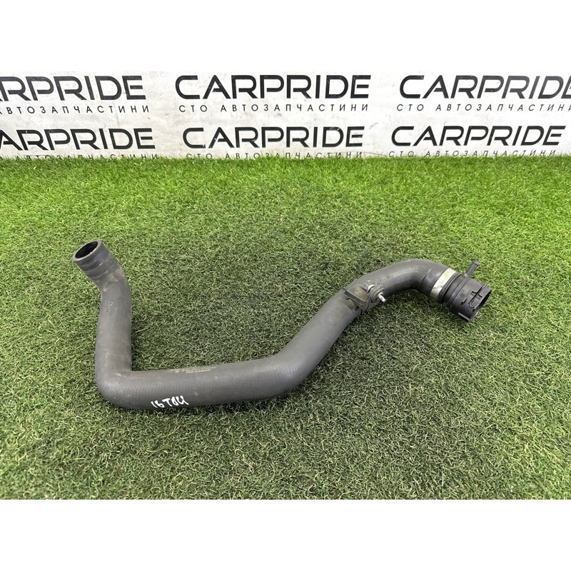 Патрубок (система охлаждения) Volkswagen Touareg NF 2012 3.0 TDI 7P6122101J