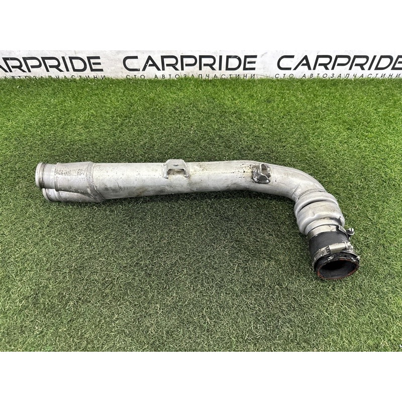 Патрубок інтеркулера (двигун та елементи) Volkswagen Touareg NF 2012 3.0 TDI 7P0145941A