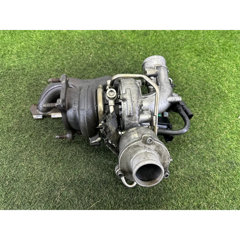 Турбина (выпускная система) AUDI A4 B8 2010 2.0 CAEB 06H145702S