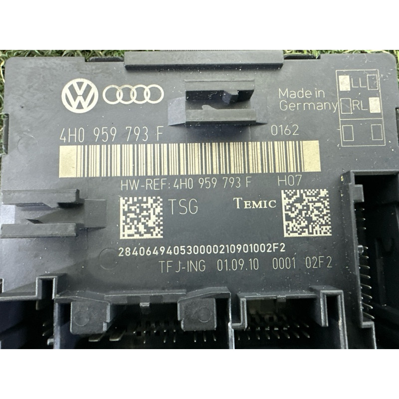 Блок управления дверьми (электрика / блоки управления) Volkswagen Touareg NF 2012 3.0 Hybrid CGFA 4H0959793F